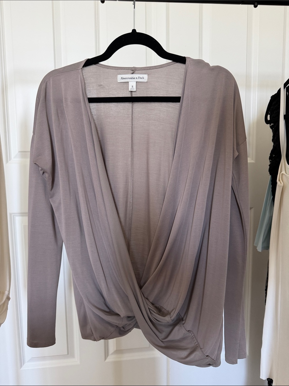 Abercrombie & Fitch Mauve Draped Front Long Sleeve Top